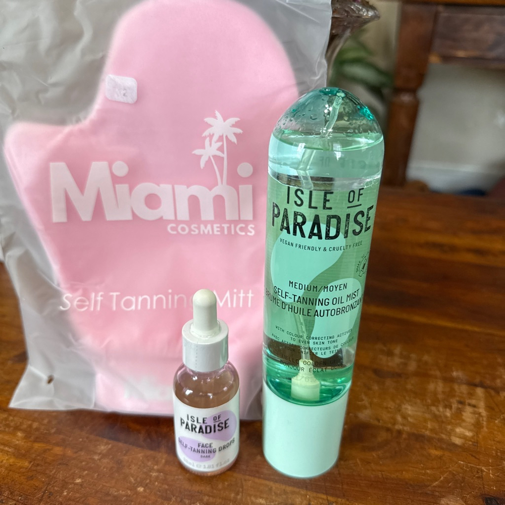 Isle of Paradise Suncare & Tanning Set Drops, Self-Tanning Mist & Mitt
